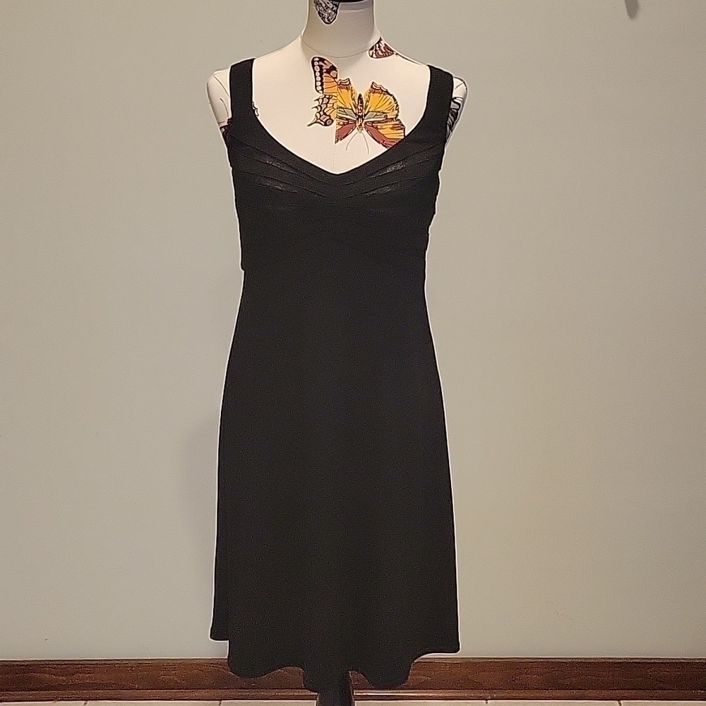 Dress BARN COLLECTION black dress in size 8